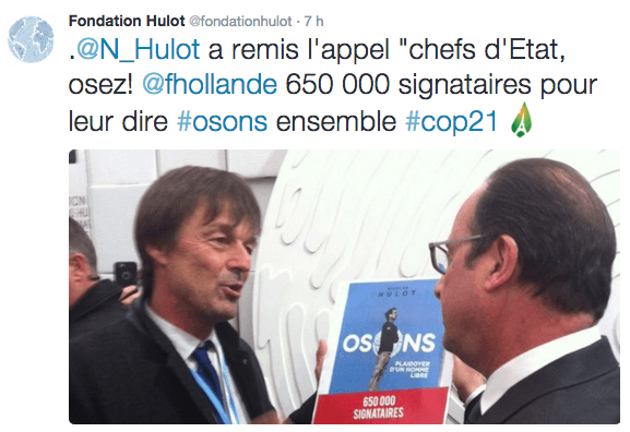 Nicolas Hulot remet Osons à François Hollande